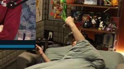 I saw a few people asking for the monkey flip edit