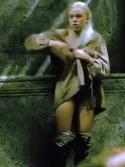 Milly Alcock - House of the Dragon S01 (2022)