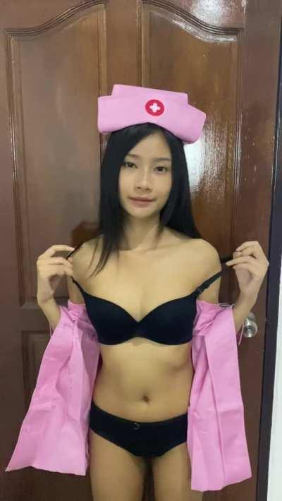A hot nurse need some relieve hehe 😂