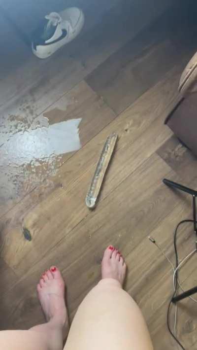 My pussy made bell of a puddle 💧 I even had a taste 👅