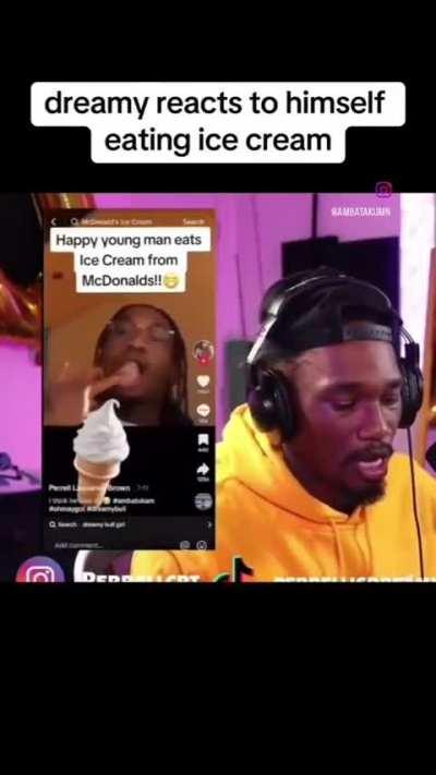 Creamy reacts to him self