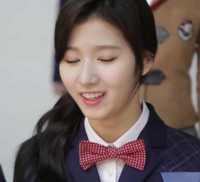 Sana can't keep a straight face