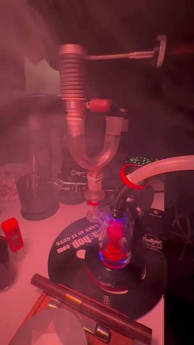 Red Popz Dime Bag & Indigo Hashish Live Rosin @ 385°F