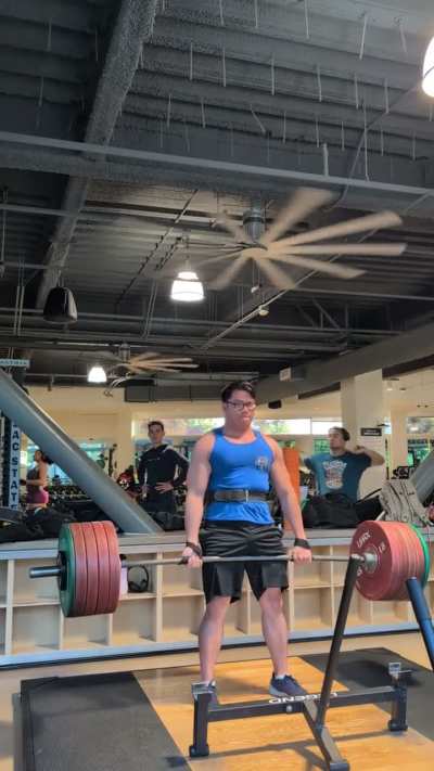 DL 435lbs @ 210 lbs body weight