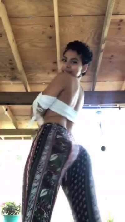 Little Bank 🍑 RECOIL