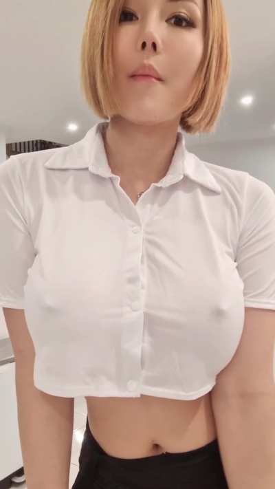 I think my buttons wanna pop off