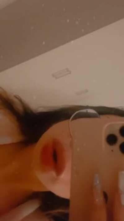 JullyQueiroz - Video #4321