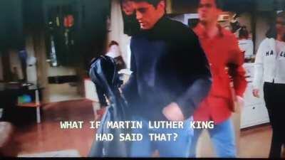 Chandler has got a lot of underrated dialogues 😂