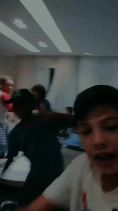 Cenas vazadas do churras dos crias