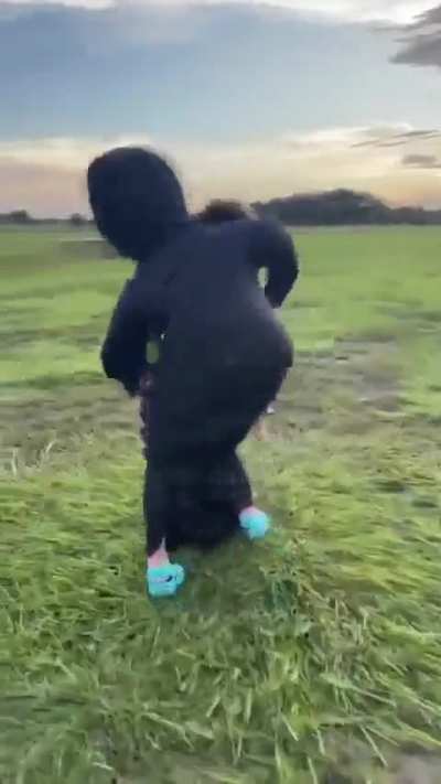 And the oscar this year goes to.....👽