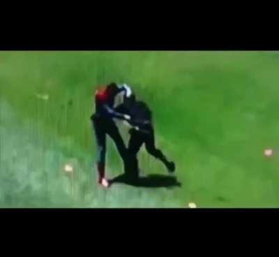 ¿Superman peleando con ultram...?