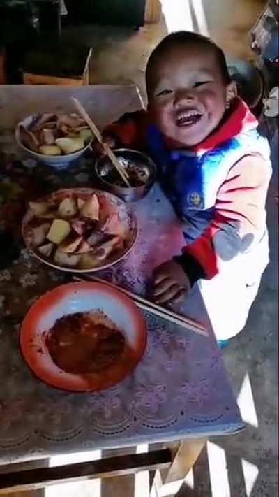 典中典：洋芋BOY