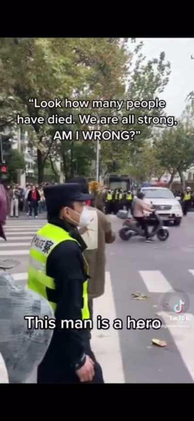 A brave Chinese man