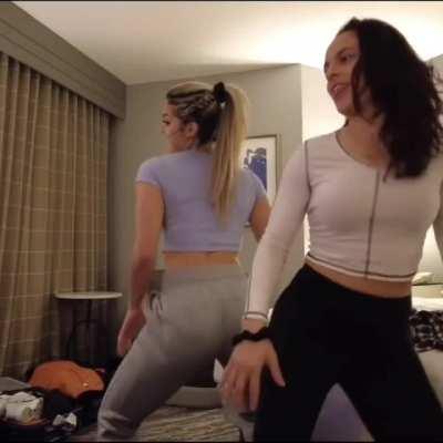 Tay Conti and Thunder Rosa