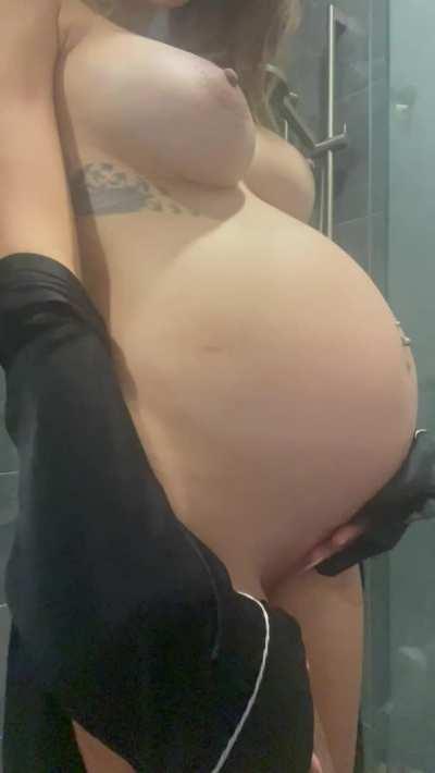 8 months of stretching 🥰