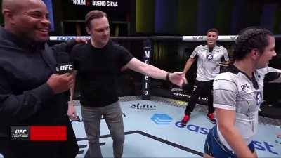 Ailin Perez interview HD = ))) for all the men of cultures