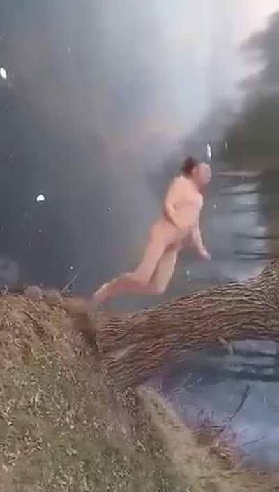 Back flip gonne as usual