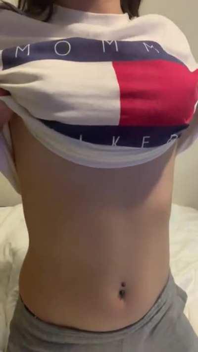 Eat your heart out Tommy Hilfiger. (F)