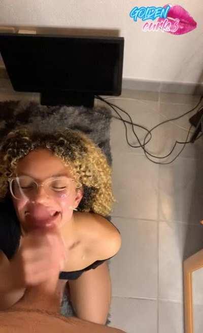 Omg, cum on my glasses