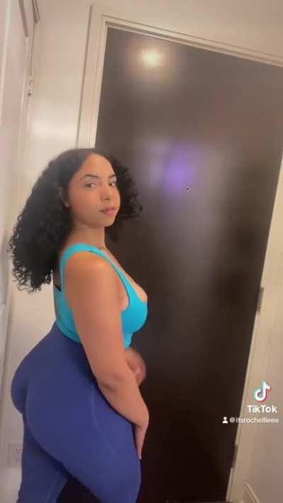 @itsrochellleee ð