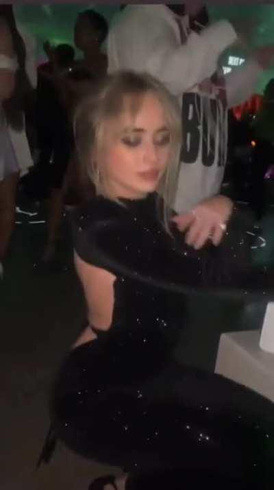 Hot during the Emergency premiere