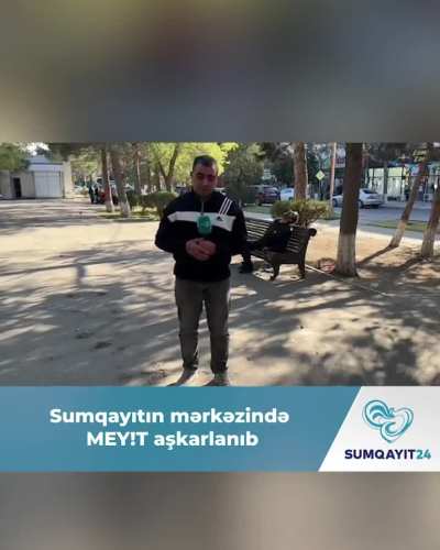 The reporter is filming at the site where the body was found in Sumqayıt. - Freak Show