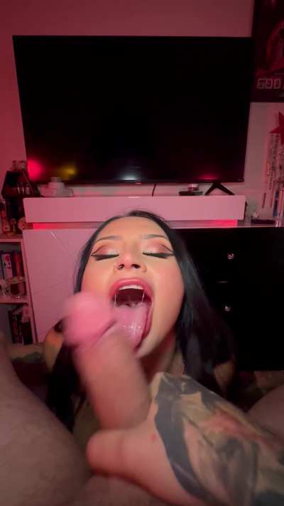 If she sucks your dick like this you’re in danger (and I don’t want to be saved)