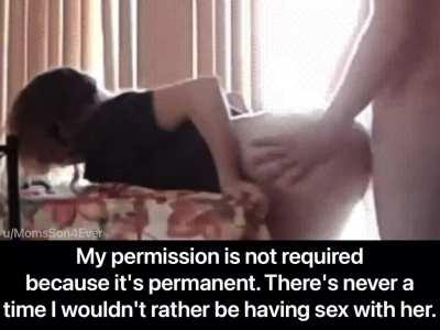 Fucking my free-use mom around my the house 😍