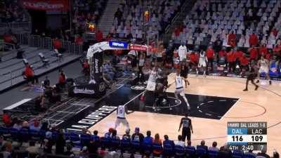 [Highlight] Luka after the layup on Pat Bev, 