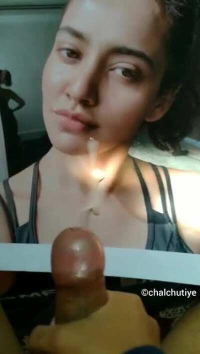 Neha Sharma cum tribute!