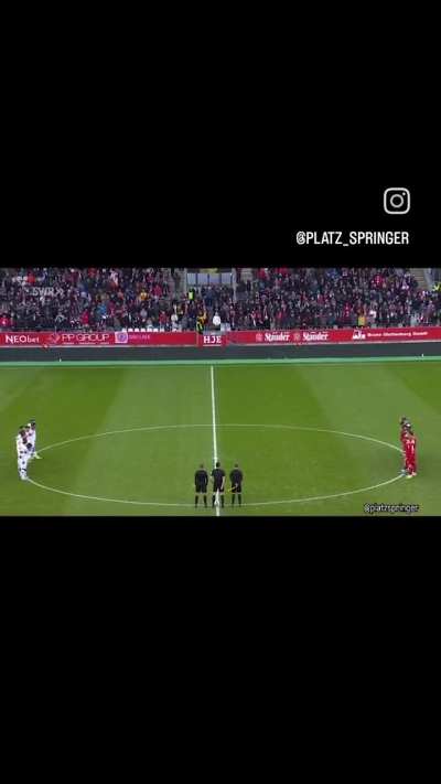 In a minute of silence for the christmas market attack in Magdeburg (Germany) a viewer of this football game screamed 