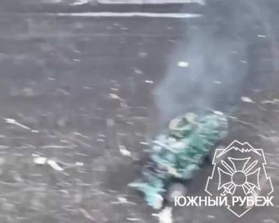 FPV drones finish off an already damaged American International MaxxPro armored vehicle near Ulakly in the Kurakhov direction.