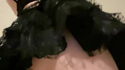 no panties so you can slip right in!!! <3