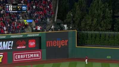 [Highlight] [Highlight] Aaron Judge breaks his slump as he hits a 2-run shot to tie the game up for the Yankees!