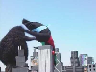 El viejas-chan vs el monstruo kaibutso