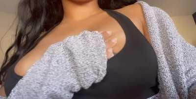 Indian titties smash or pass? 😏