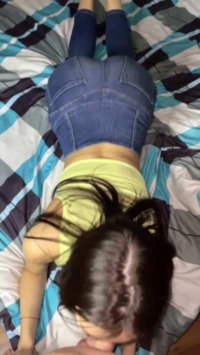 I promised all of my guy friends I’d give them all a blowjob this Christmas