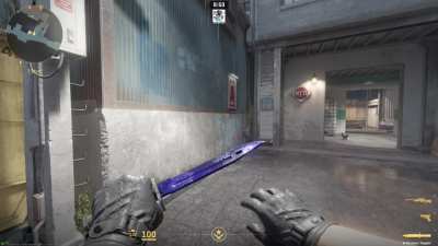 Rain droplets effects on your weapons on de_train