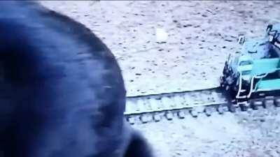 mAsSiVe BeAsT dErAiLs LoCoMoTiVe