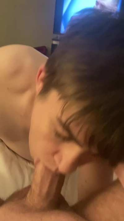 [25] sucking this big dick even tho i have a bf