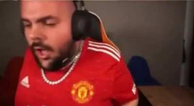 31 çekerken üstümü kirletmemeye çalışıyorumdur (post zaten benimdi tekrar paylaşıyım dedim)