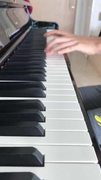 i don’t play this game but I love this song