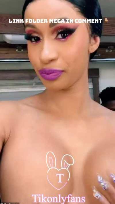 CardiB old photos & video mega link get it now 🔰 link in comment 👇🏽