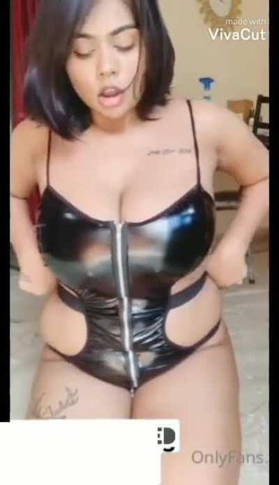 🥰Oasi Das New Latest Exclusive OnlyFans Video😘