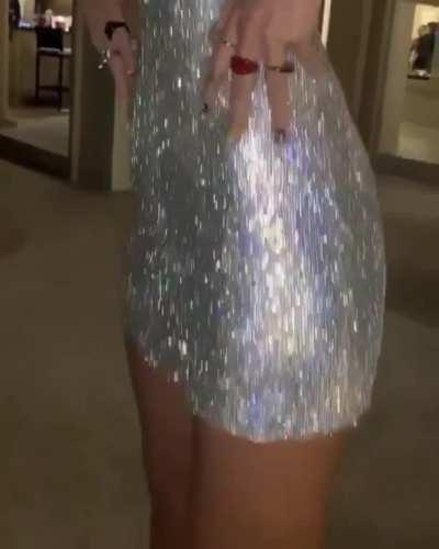 Her body looks so hot in this dress