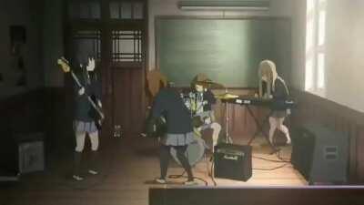 Heavy metal music club [K-ON! Movie]