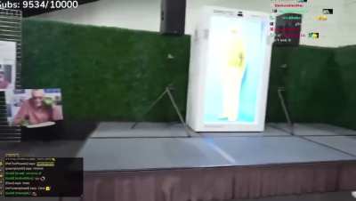 Esfand’s question for the Al-powered Stan Lee hologram