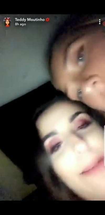 Cami grabbin teddys titty