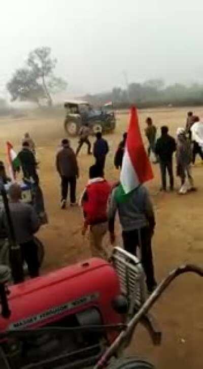 idiots in tractors (farmers protest in India)