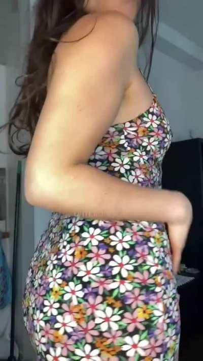 [BA] I need to take off this dress, make my ass small